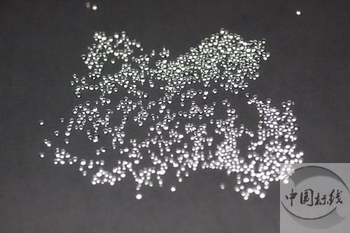 铁力金属表面处理厂喷砂玻璃微珠清理